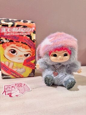 MINISO WAKUKU Fuzzy Trendy Fun Party Series Plush Blind Box-Become Rebel